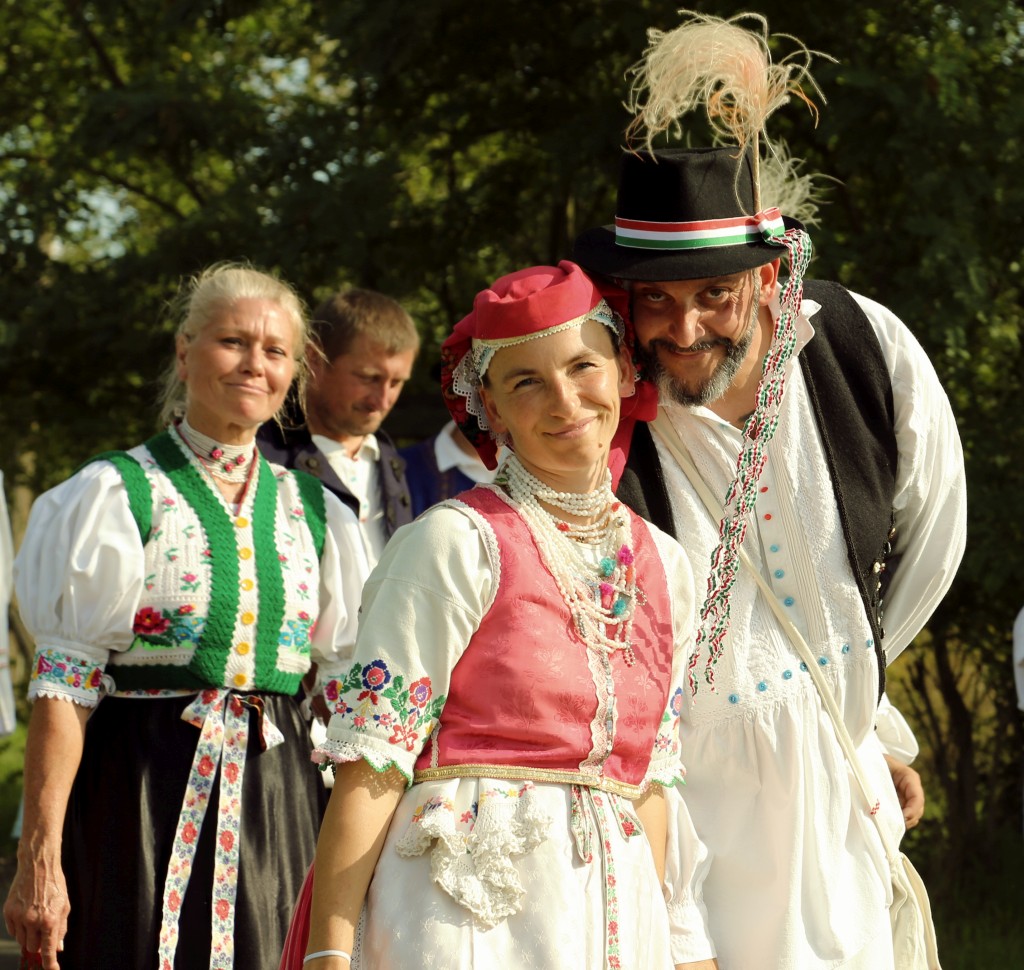 Horváth Balázs, Terény polgármestere (jobbra)